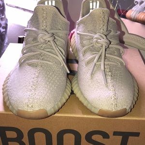 Yeezy Boost 350 V2 “Sesame”